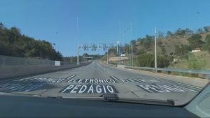 Free-Flow-x-rodovia-Presidente-Dutra