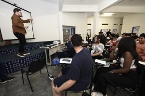 Projeto Jovem Empreendedor leva palestra interativa_Easy-Resize.com