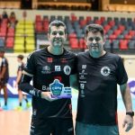 Sandro, levantador do Vôlei Guarulhos, e o supervisor Daniel Jorge