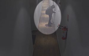 homem bomba causa explosão em condomínio_Easy-Resize.com