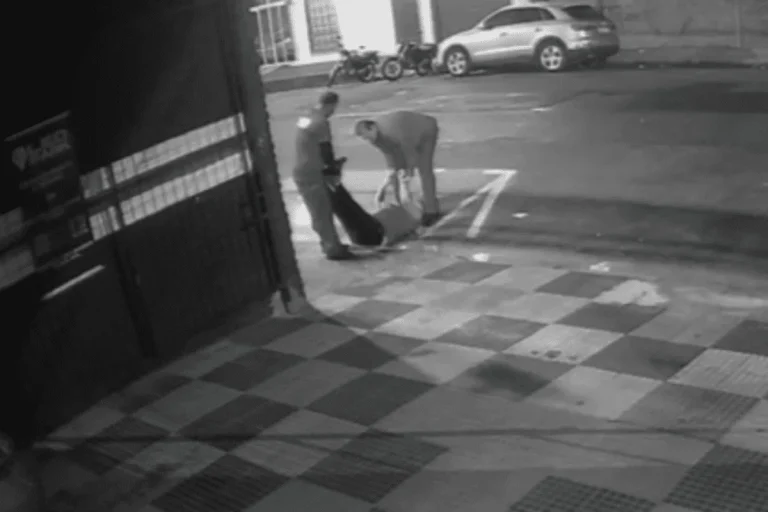 homem morto depois de duas horas em adega