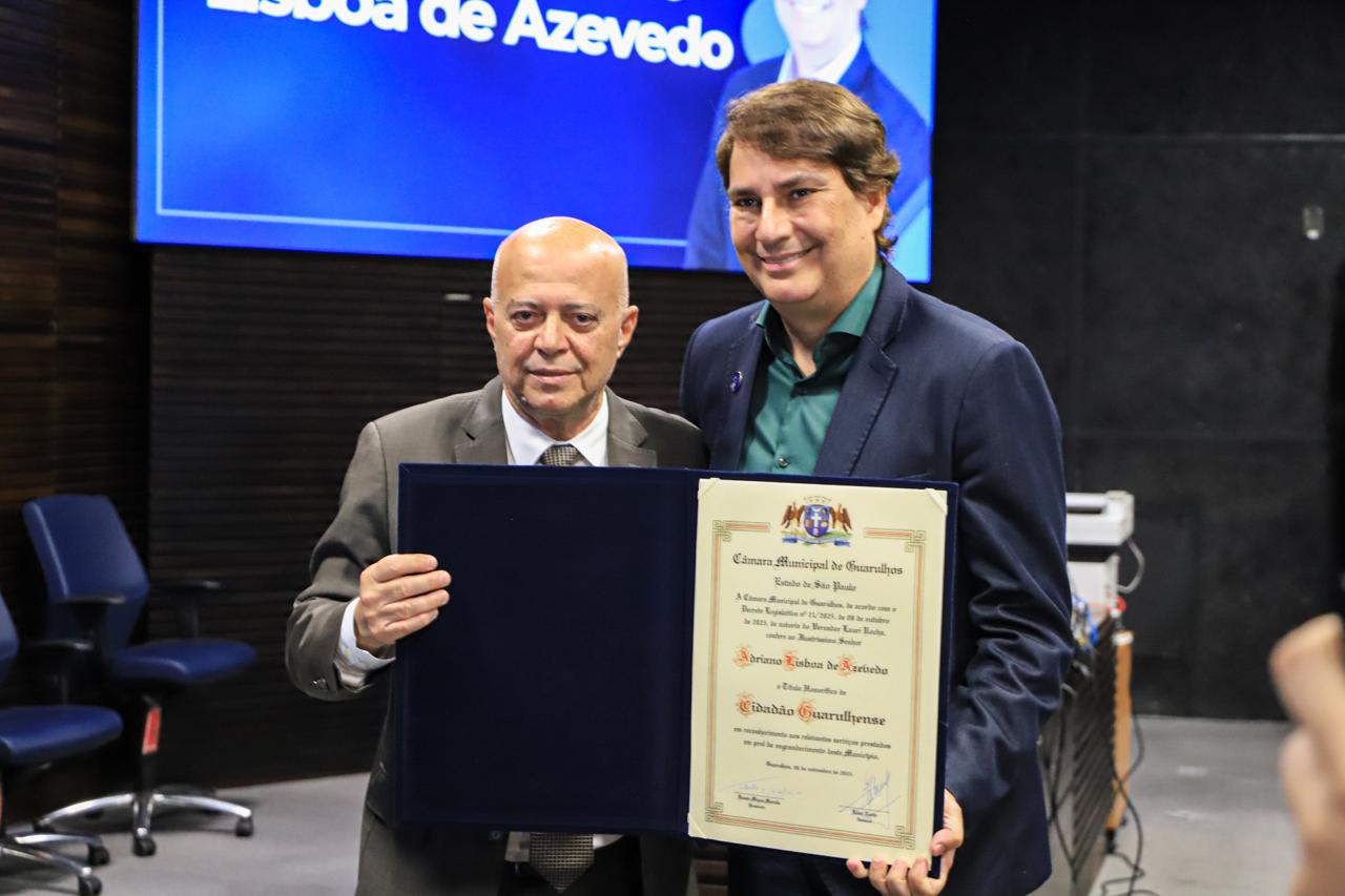 Adriano Azevedo, executivo da Ser Educacional, recebe Título de Cidadão Guarulhense