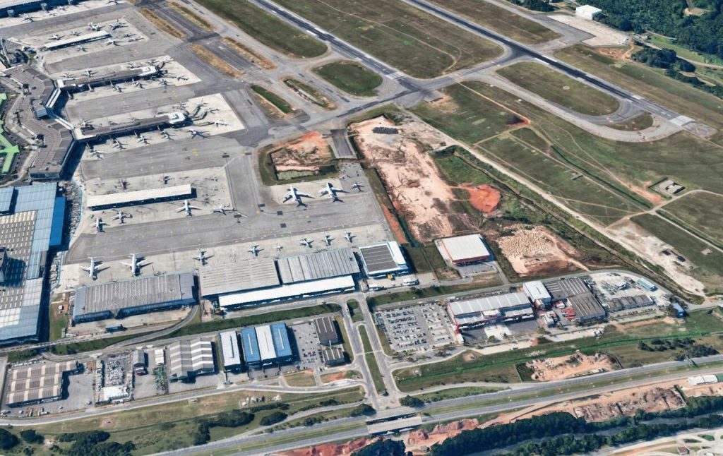 Aeroporto-Guarulhos-21101401_Easy-Resize.com