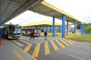 Estudantes terão transporte gratuito para o ENEM em GuarulhosBenefício será concedido nos dois domingos de aplicação das provas, dias 9 e 16 de novembro