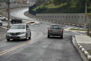 Acesso Rua José Sarraceni para Via Dutra