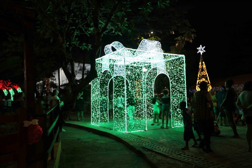 Parques Chico Mendes e Fracalanza recebem Papai Noel_Easy-Resize.com