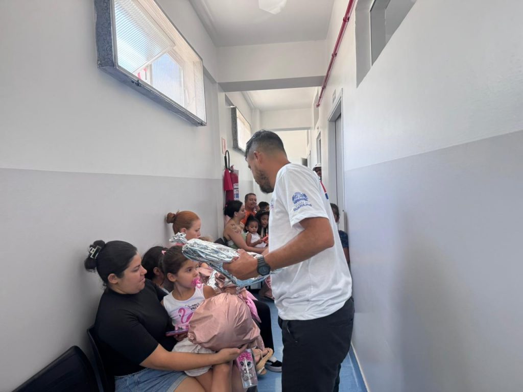 presentes para crianças no HMCA
