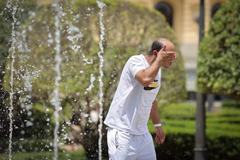 calor, água