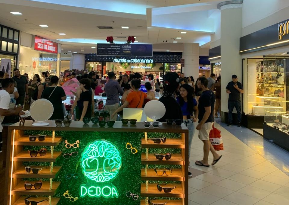 compras de Natal no Internacional Shopping