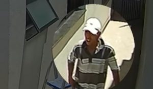 ladrão invade casa
