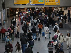 saguão do Aeroporto de Guarulhos