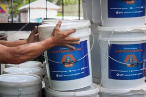 materiais de limpeza, Defesa Civil, vítimas das enchentes