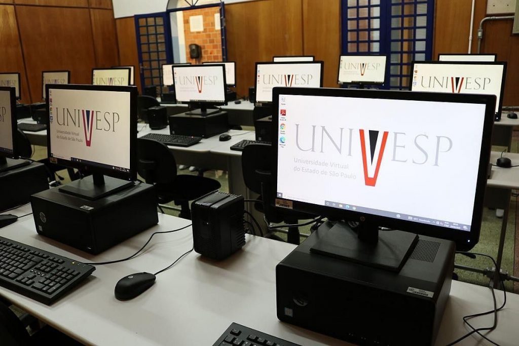 Univesp, vestibular