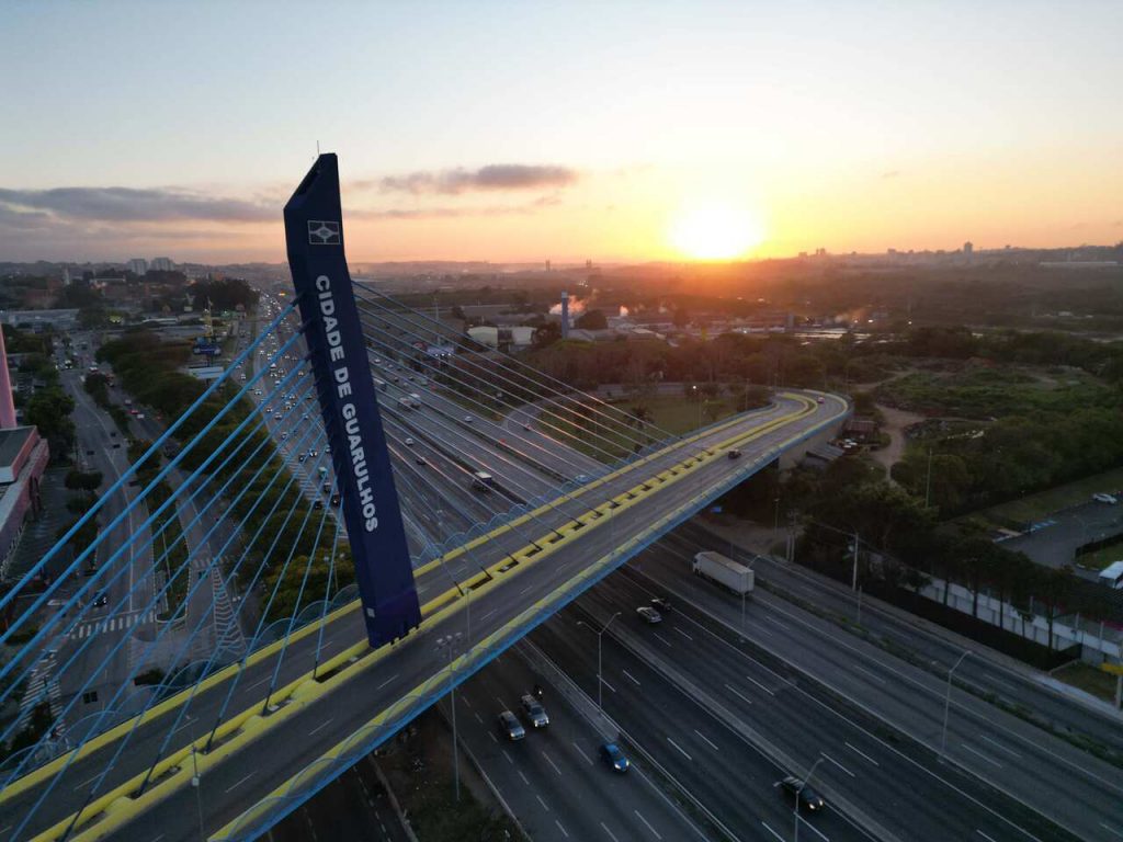 Vista aérea, Viaduto Cidade de Guarulhos