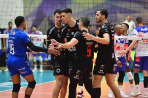 Vôlei Guarulhos x Monte Carmelo - Superliga