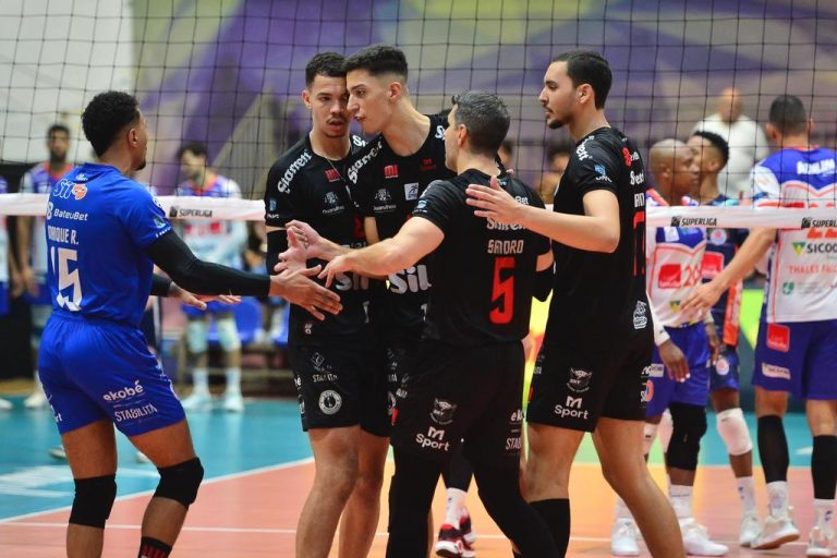 Vôlei Guarulhos x Monte Carmelo - Superliga