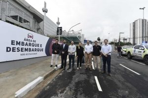 bolsão de veículos no Internacional Shopping