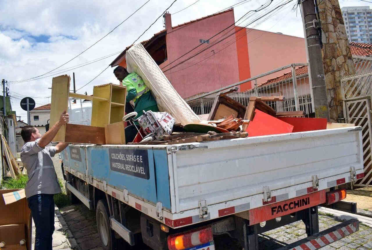Operação Cata-Tralha