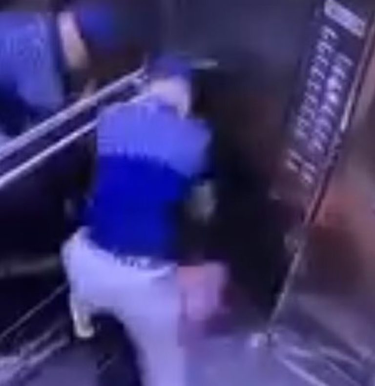 agreção a mulher em elevador