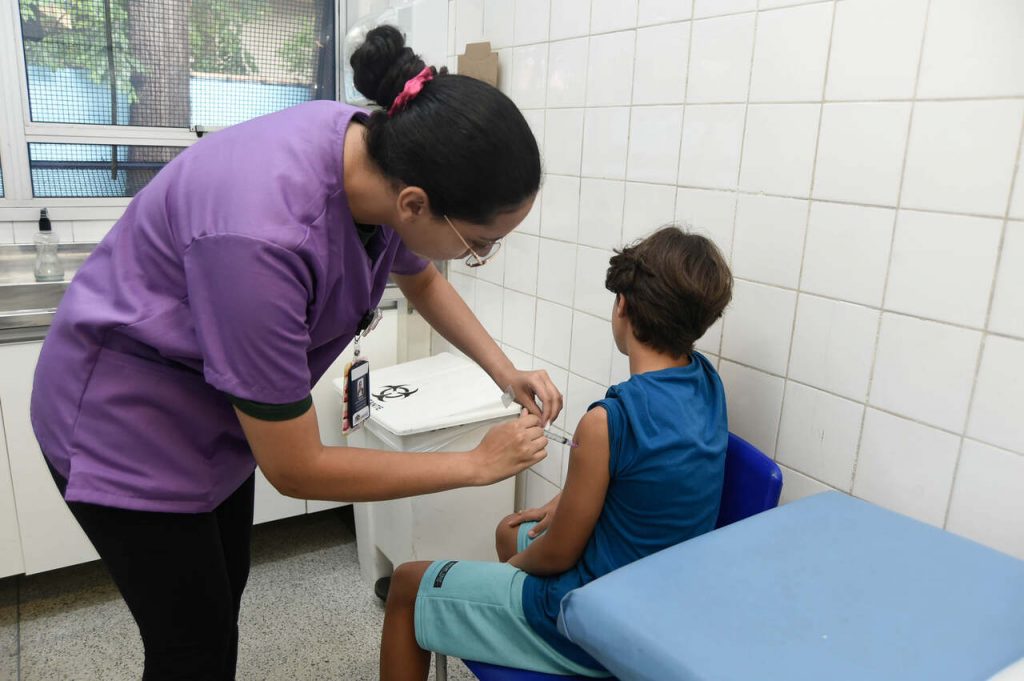 vacina contra a dengue