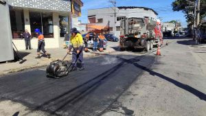 rua montes claros, tapa-buraco