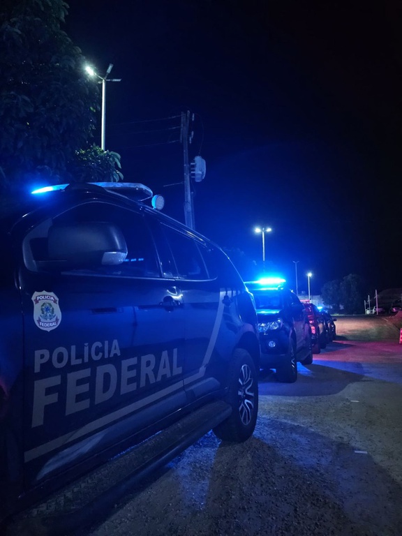 viatura da Polícia Federal