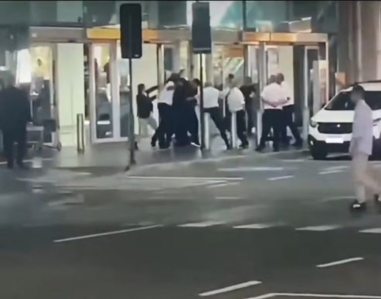 briga-entre-motoristas-e-taxistas-no-Aeroporto-de-Guarulhos