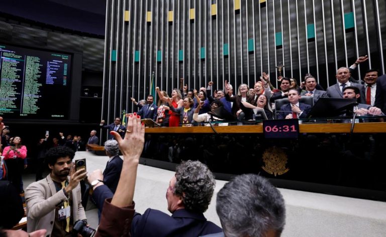 sessão na Câmara dos Deputados