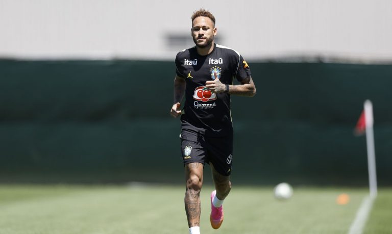 Neymar, em treino da Seleção Brasileira