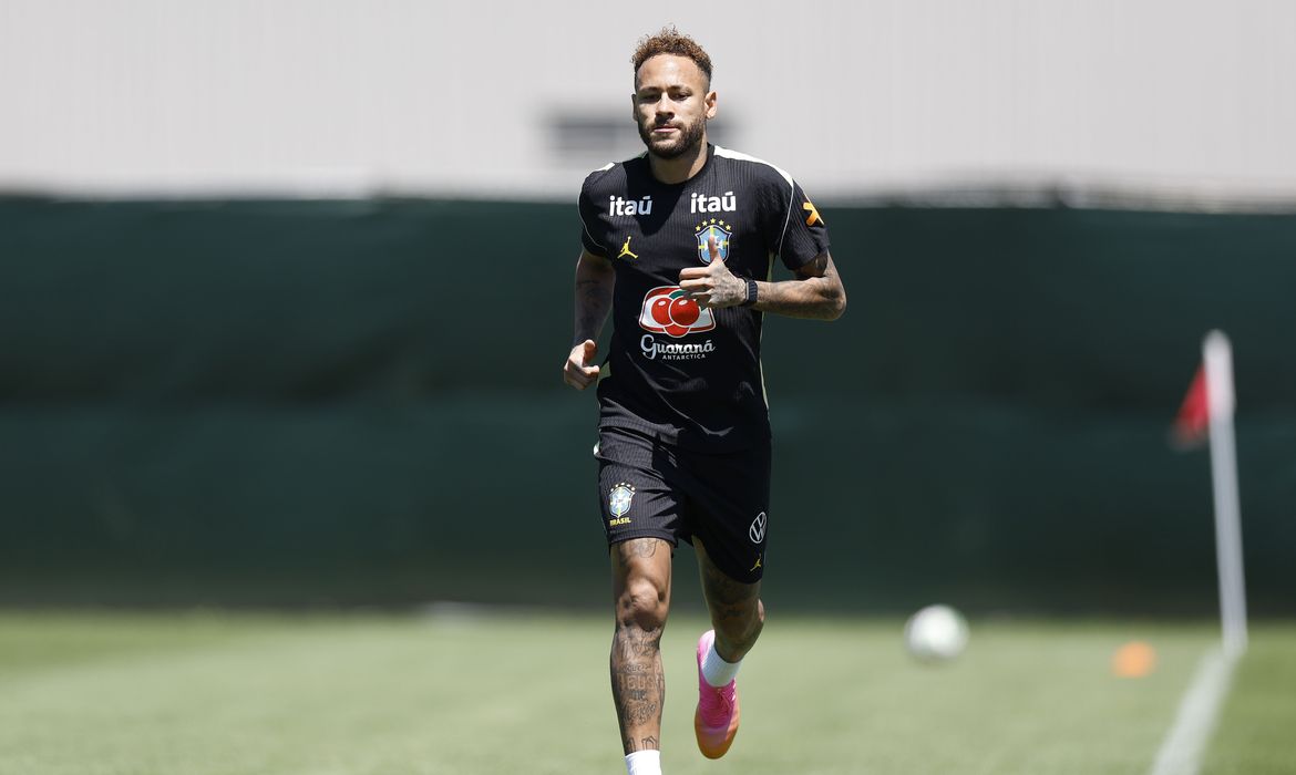 Neymar, em treino da Seleção Brasileira