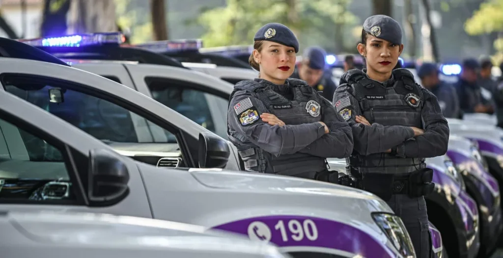Polícia Militar, mulheres