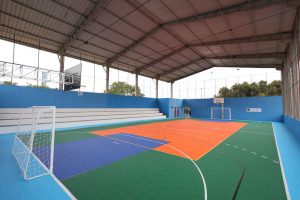 quadra esportiva da Escola Municipal Jocymara de Falchi Jorge
