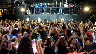 Lula em comício no Centro de Guarulhos