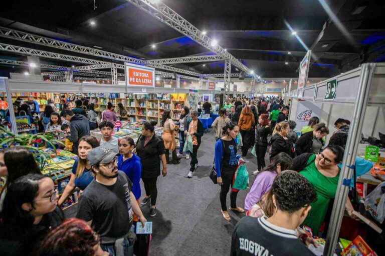 Bienal do Livro de Guarulhos, editoras