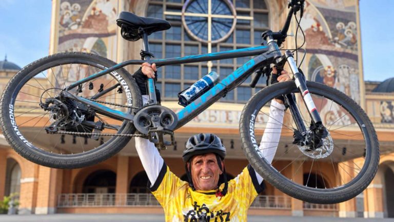 ciclista e romeiro Gilberto morre em acidente na Via Dutra